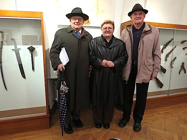 IMG_4641 600 BB i gosp.u šeširima